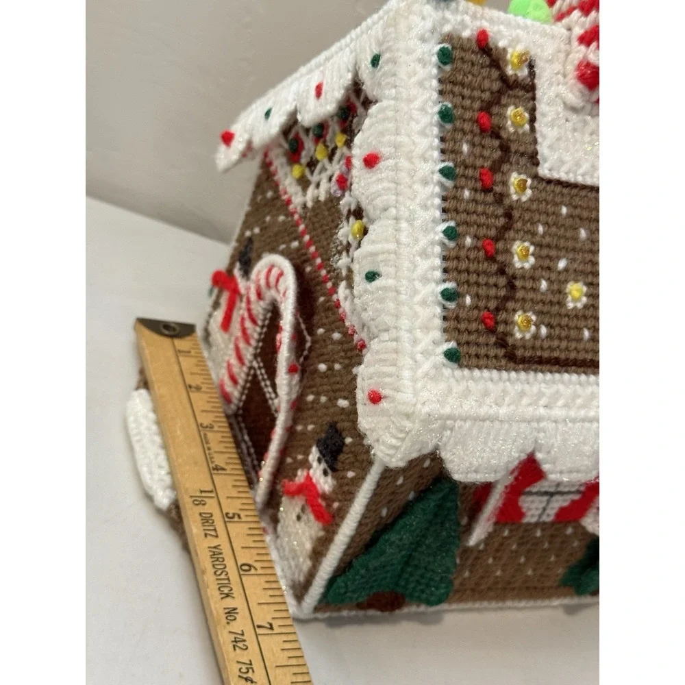 Vintage Handmade Plastic Canvas Needlepoint‎ Christmas House Gingerbread Decor